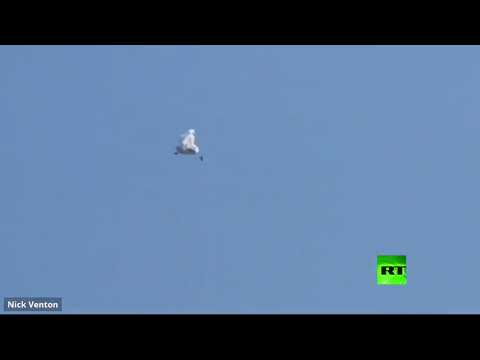 شاهد فيديو يحبس الأنفاس لسقوط مظلي من ارتفاع عال