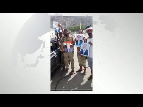 شاهد الحكومة الشرعية تعلن تأمين قصر المعاشيق في عدن بالكامل