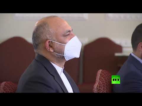 شاهد وزير الخارجية الإيراني يستقبل وفدًا أفغانيًا في طهران  