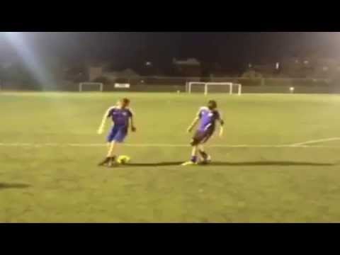 شاهد طفلان يتحكمان في الكرة بصورة مدهشة