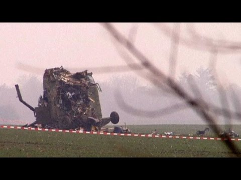 فيديو وفاة 7 أشخاص إثر تحطم مروحية عسكرية