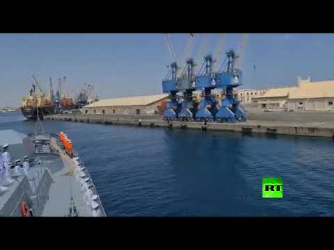شاهد سفينة حربية روسية تصل بورتسودان