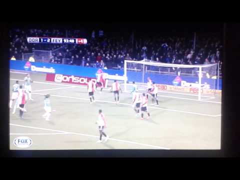 تصدي إعجازي من حارس فيينورد روتردام