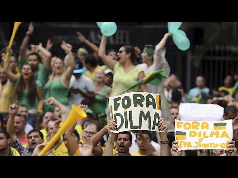 ملايين البرازيليين يتظاهرون للمطالبة برحيل روسيف