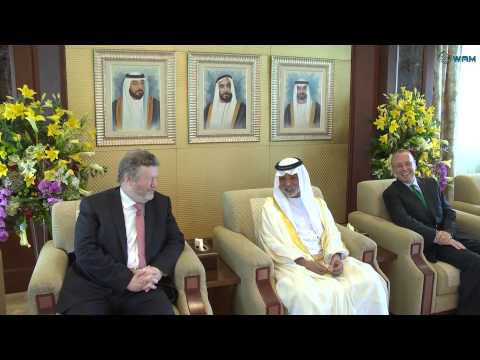 شاهدنهيان بن مبارك يستقبل وزير الشباب الأيرلندي