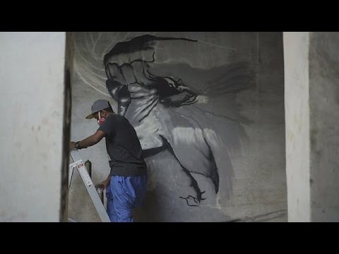 الغرافيتي يزدهر في المملكة السعودية فيديو