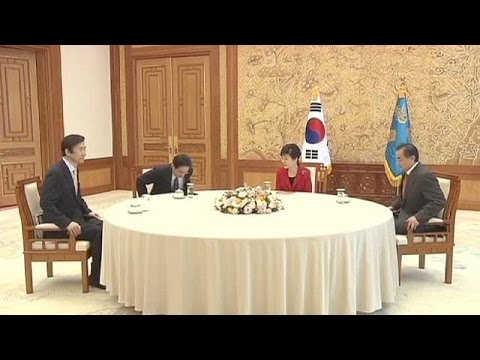 وزراء خارجية الصين واليابان وكوريا يلتقون في سيول