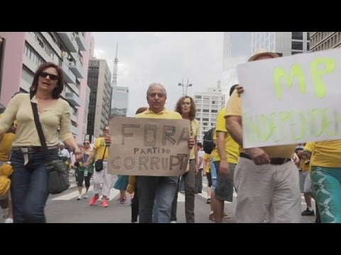 البرازيل تستعد لاقتراح قوانين صارمة لمكافحة الفساد