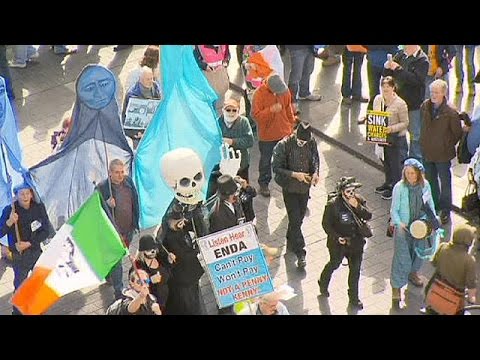 احتجاجات في دبلن ضد المساس بمجانية الماء فيديو اخبار