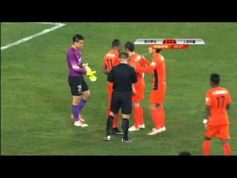 أغرب مشاجرة على تسديد ضربة جزاء