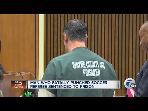 لاعب يواجه السجن 15عامُا بعد قتل الحكم