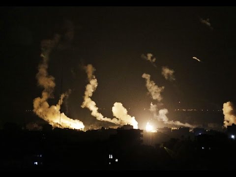 فيديو مليشيا الحوثي تنسحب من القصر الرئاسي في عدن