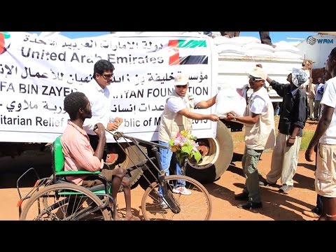 فيديو مساعدات إماراتية لمئات آلف المتضررين في مالاوي