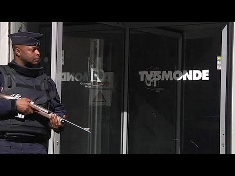 بالفيديو تنظيم داعش يخترق شبكة تي في 5 موند