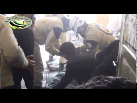 بالفيديو قصف جوي على مدرسة جميل قباني في مدينة حلب