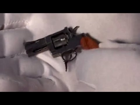 شاهد أصغر مسدس قاتل في العالم