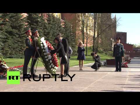 شاهد دبلوماسيون أجانب يشاركون روسيا احتفالاتها بعيد النصر
