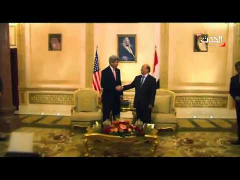 بالفيديو لحظة وصول كيري للرياض واستقباله