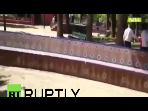 فيديو ثور هائج يهاجم المارة ويصيب 11 شخصًا