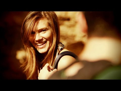 شاهد فتاة تروي تفاصيل مهاجمة أسد جبلي لهاشاهد فتاة تروي تفاصيل مهاجمة أسد جبلي لها