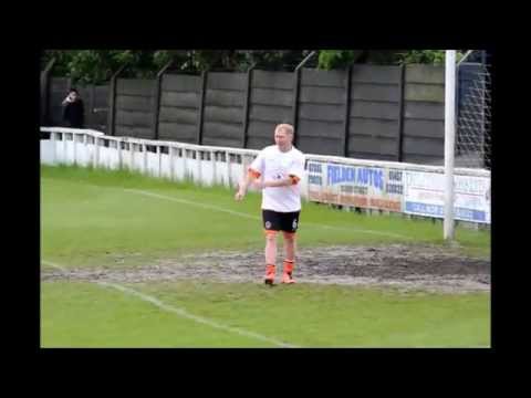 شاهد سكولز يستعيد ذكريات التألق في مباراة خيرية