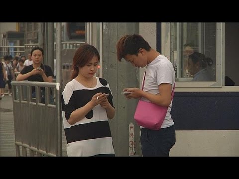 شاهد فيلم صيني يحذر من الإدماء على الهواتف الذكية