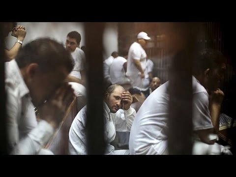 شاهد تثبيت حكم الإعدام في حق 11 متهمًا في مذبحة بورسعيد