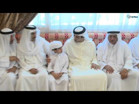 شاهد منصور بن زايد يزور المواطن حمد الزعابي في الرفاعة