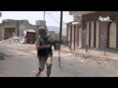 شاهد غارات للتحالف على محيط مدينة عدن