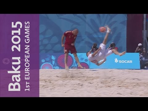 شاهد لاعب منتخب المجر يسدد كرة مذهلة