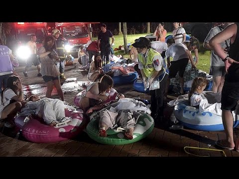 بالفيديو  500 شخص يصابون إثر حريق داخل حديقة تسلية   في تايوان