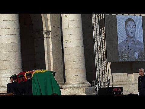 بالفيديو النمر الأسود أوزيبيو يدفن إلى جانب العظماء في لشبونة