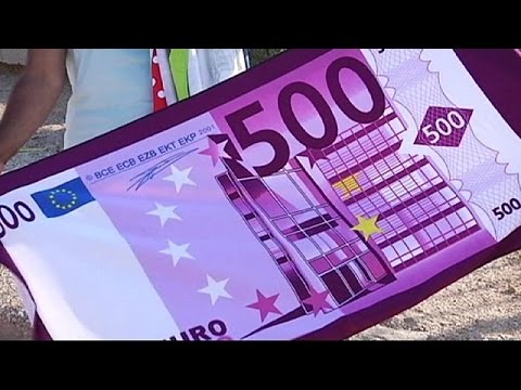 بالفيديو اليونانيون يحاولون التأقلم مع حياتهم والعيش بطبيعية