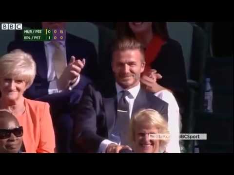 شاهد النجم بيكهام يمسك الكرة في لقطة طريفة