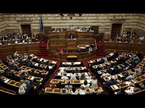 بالفيديو نواب اليونان يوافقون على إصلاحات في القضاء المدني