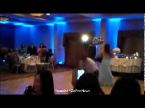 بالفيديو عريس يضرب عروسه على رأسها