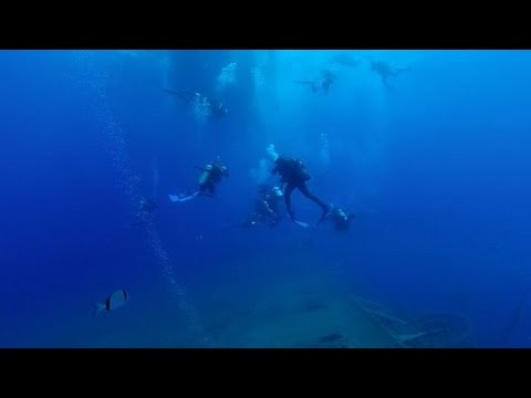 شاهد حطام زنوبيا يجذب الغواصين إلى قبرص