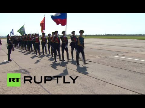 بالفيديو عرض السهام الجوية الدولي  لعام 2015 يفتتح في فورونيج