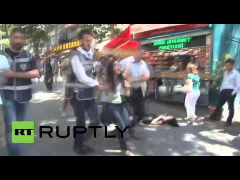 بالفيديو اعتقال 15 شخصًا في سلسلة مداهمات جديدة داخل أنقرة