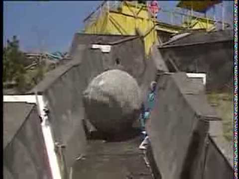 بالفيديو أطرف سقطات المشاركين في برنامج مسابقات ياباني