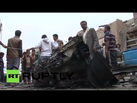 شاهدقتلى في انفجار سيارة مفخخة في صنعاء