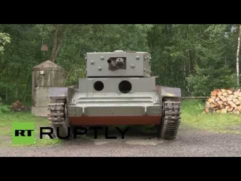 شاهدمدرعتان من الحقبة النازية تعرضان للبيع