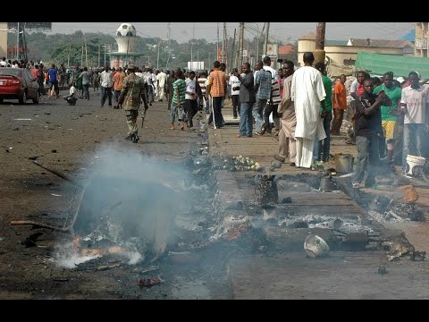 بالفيديو 16 قتيلاً جراء هجومين انتحاريين في نيجيريا