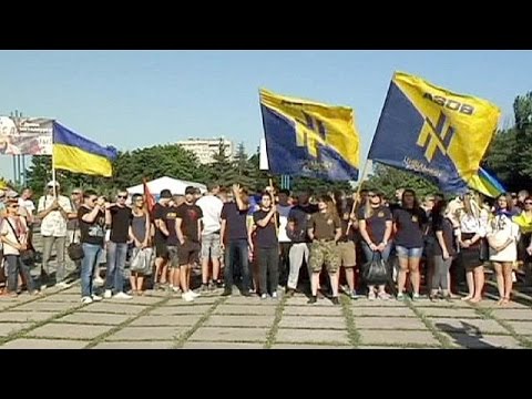 أهالي ماريوبول الساحلية يعارضون إقامة منطقة منزوعة السلاح