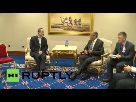 بالفيديو لقاء بين لافروف وأحمد معاذ الخطيب في الدوحة