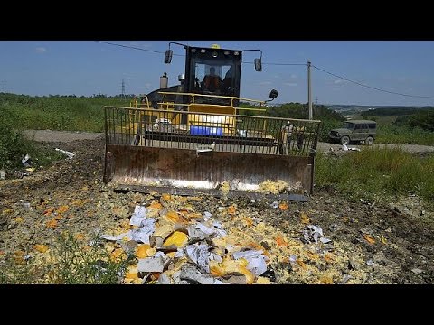 شاهد جمعيات مدنية تنتقد إتلاف موسكو المنتجات المستوردَة