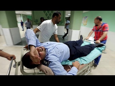 شاهد أربع إصابات جراء غارة إسرائيلية على قطاع غزة