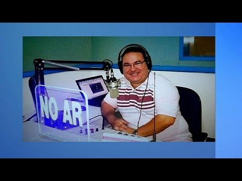 شاهد اعتقال شخصين في البرازيل يشتبه بقتلهما مذيعًا