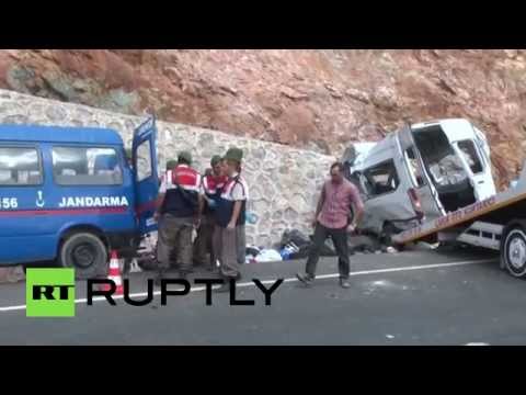 شاهد مقتل 11 لاجئًا سوريًا في تركيا