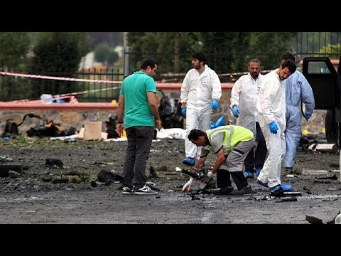 شاهد مقتل مسلحين وجرح 10 أشخاص في هجوم على مركز شرطة